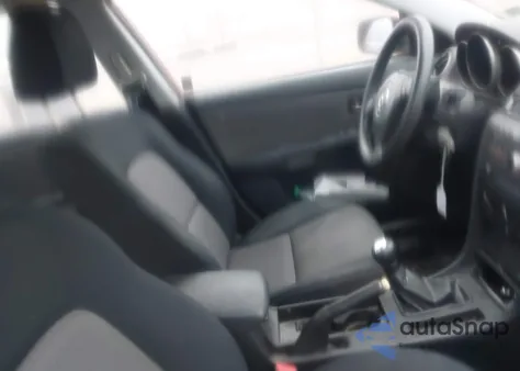 2006 Mazda Mazda3 I from USA, damaged, VIN JM1BK32F561457928